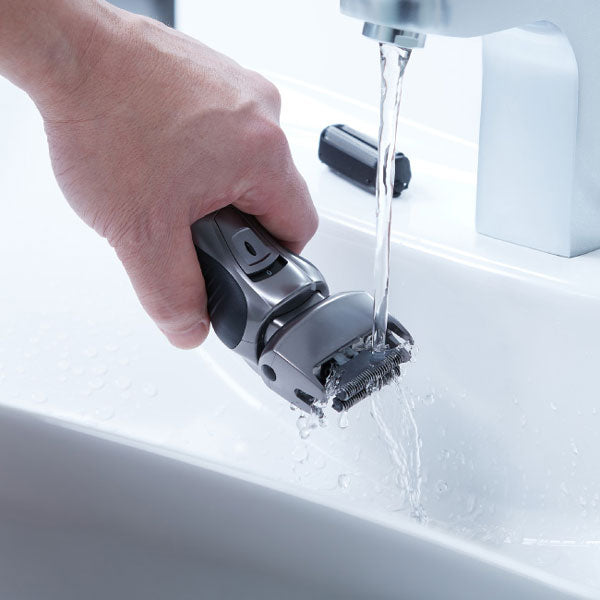 PANASONIC WET DRY ESSENTIAL MOBILE SHAVER ES-RW33